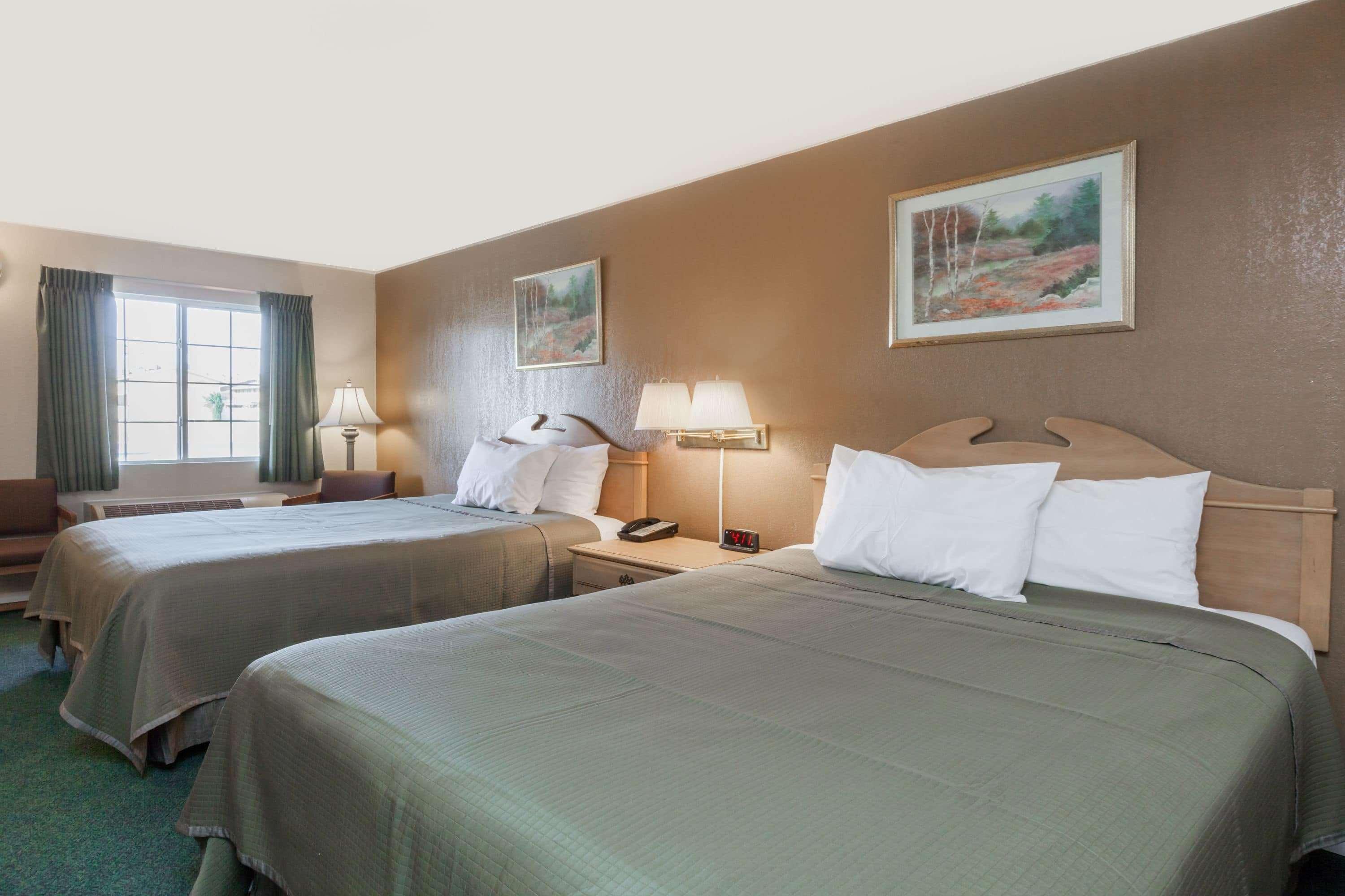 Howard Johnson By Wyndham Hotel *