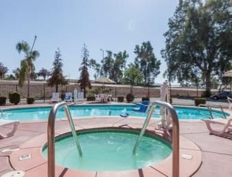 Howard Johnson By Wyndham Hotel